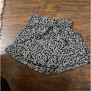 Flower dressy shorts